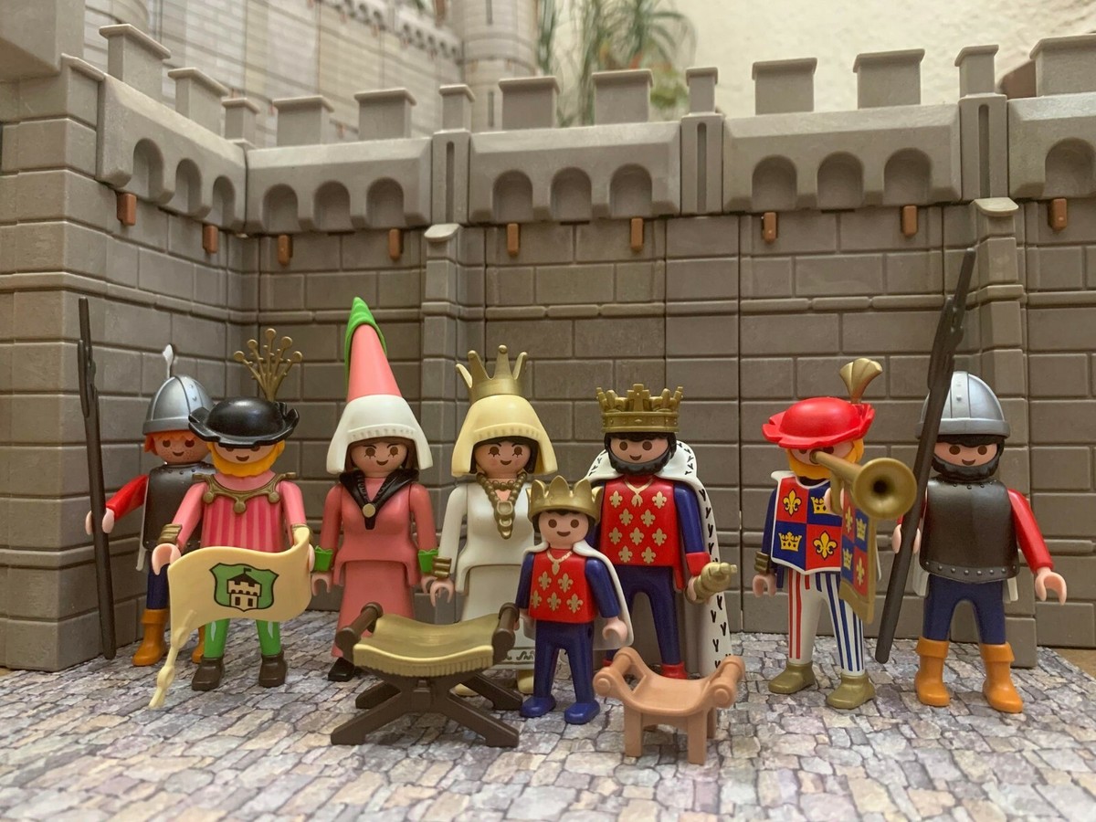 Parts for 1993 Playmobil 3659 King and His Court Medieval Castle