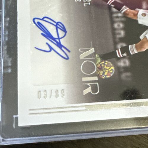 RAPHAEL VARANE 2021/22 Panini CHRONICLES NOIR SPOTLIGHT SIGNATURES AUTO 3/89 - Picture 3 of 4