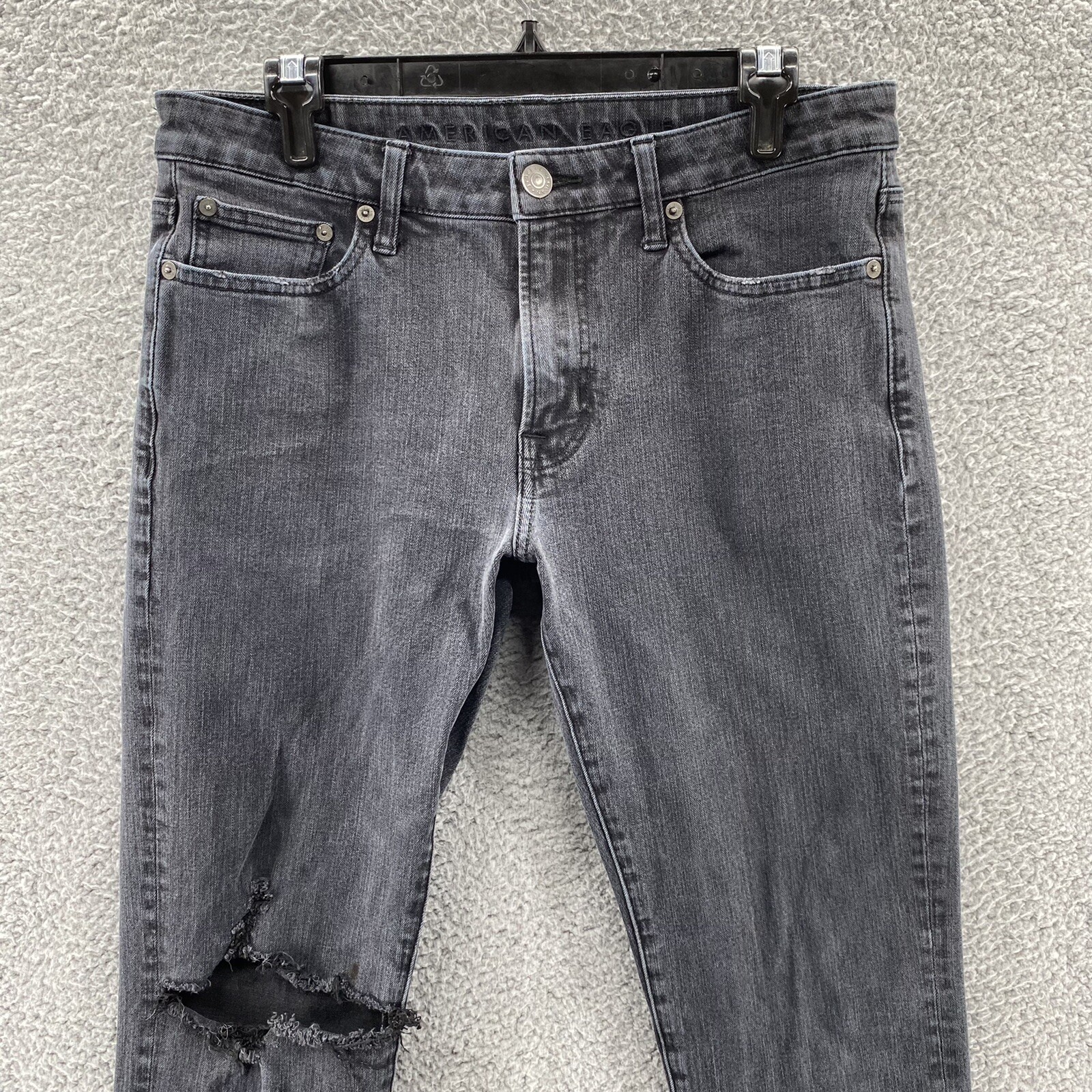 Introducir 48+ imagen levi's vs american eagle jeans Thptnganamst.edu.vn