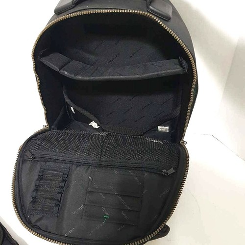 Vanguard Professional Camera Equipment Rolling Bag Backpack Organizer - Picture 8 of 10