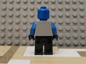 LEGO Blue UFO Droid Minifigure 3012 6829 6818 4305 6816 6975 6800