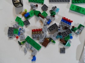 LEGO Heroica Waldurk Game (3858) UNSURE IF COMPLETE