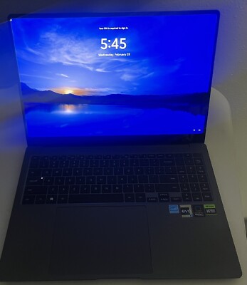 Samsung Galaxy Book3 Ultra 16'' (2TB SSD Intel i9-13900H 5.4GHz 32GB RTX 4070