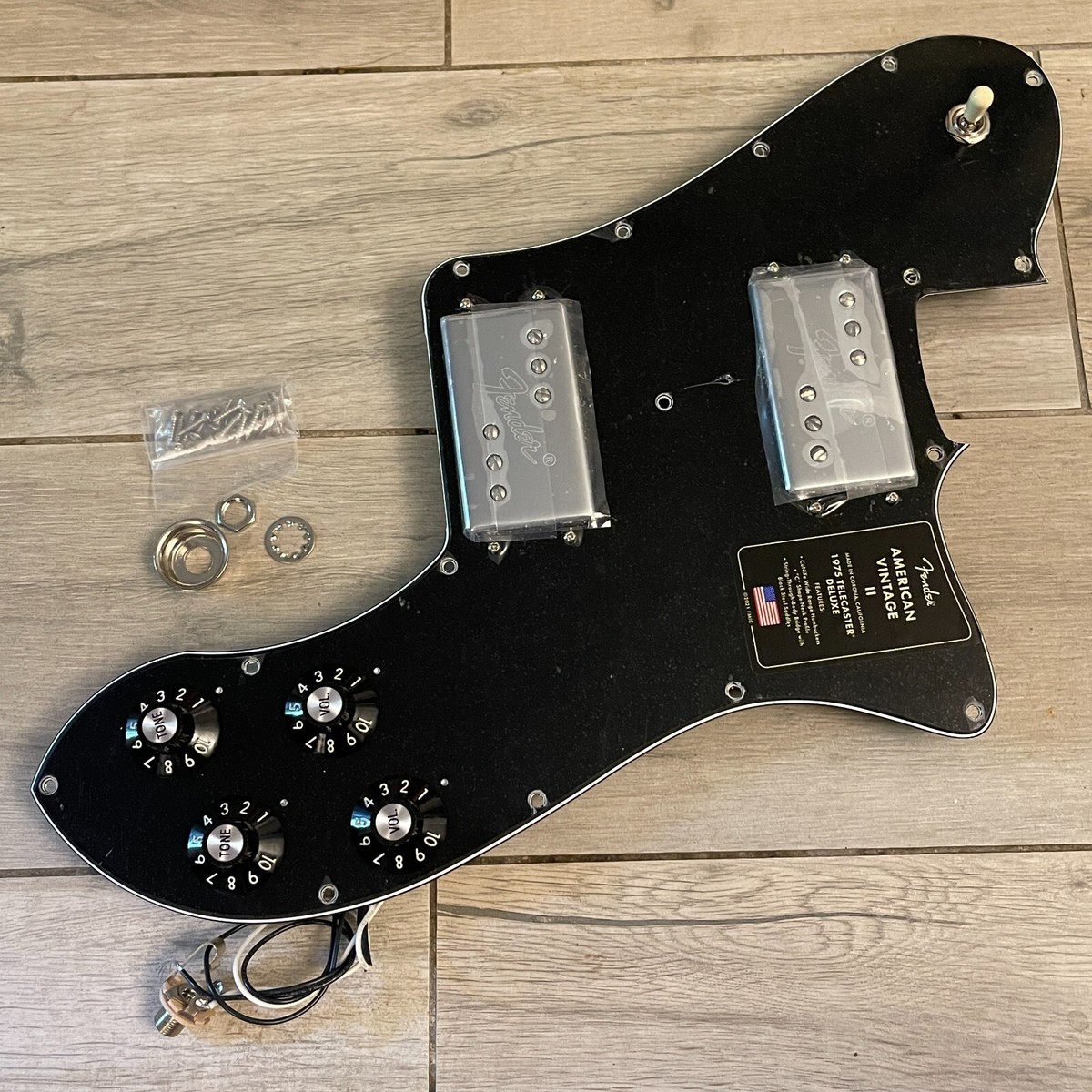 Fender Telecaster　Volvix Fender American Vintage II 1972 Telecaster Thinline Lake