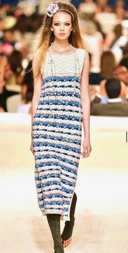 11K Chanel 2015 Dubai Knit Long Dress Gown 34 36 38 2 4 6 Top Gripoix Button M S - Picture 10 of 15