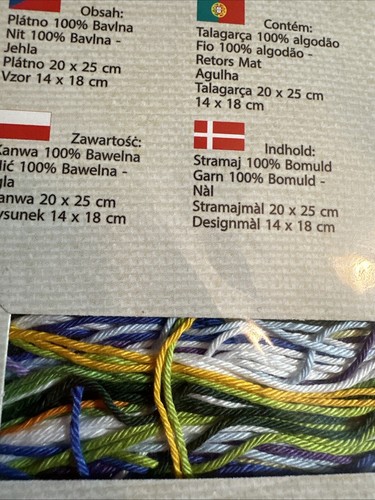 Printed needlepoint tapestry kits With Floss 20x25 Cm Rto Purple Flowers - Picture 3 of 3