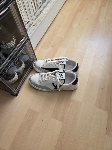 Louis Vuitton trainers, snickers, 7.5UK - Picture 3 of 7