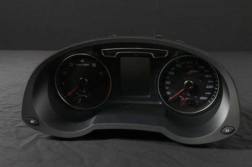 Tacho Kombiinstrument Benziner instrument cluster 8U0920940 Audi Q3 8U - Bild 3 von 9