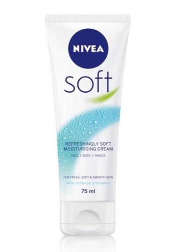 NIVEA Soft Feuchtigkeitscreme für Gesicht Hand und Körper 75ml