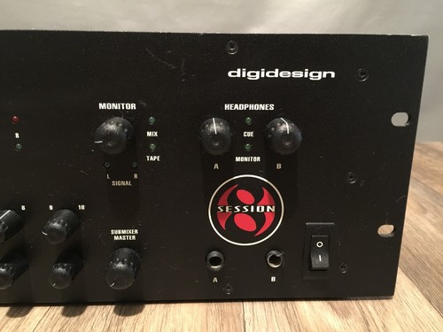 Digidesign 8 Audio Interface PZ001 - Bild 2 von 10