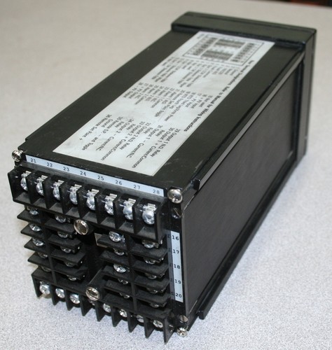 Powers Process Controls 512 Controller 110V, Input: V/mA, Out1: Rly, Out2: Rly - Picture 6 of 7