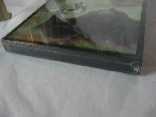 Legado: Pinturas y dibujos seleccionados de Frank Frazetta nuevo en estuche sellado - Imagen 3 de 5