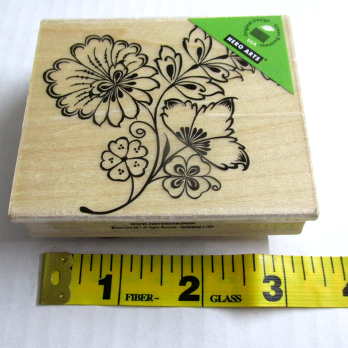 Schmetterling Blumen Stempel Hero Arts H5489 Holz montiert 3 x 3,25 cm Neu - Bild 2 von 9