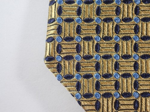 IKE BEHAR YELLOW w/ BLUE GEOMETRIC WOVEN 100% SILK NECK TIE - Picture 8 of 9