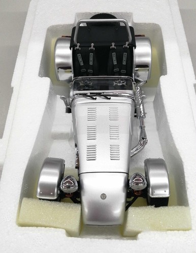 1/18 Scale Car Model No. Caterham Super Seven Silver KYOSHO from JAPAN - Picture 2 of 6