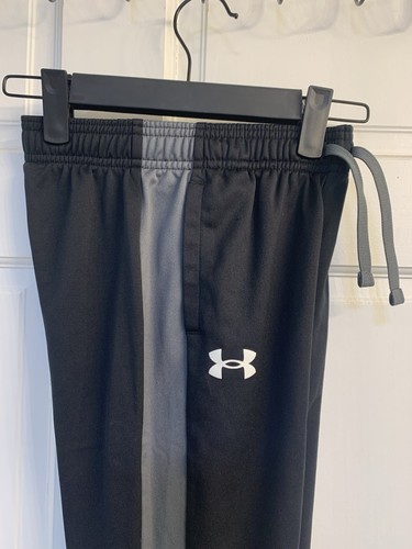 Boys Under Armour Black & Gray Activewear Pants Size YSM, EUC - Picture 4 of 7