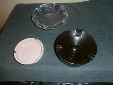 3 Vintage Art Deco Ashtrays Bakelite Smokador, Pink Speckled, Heavy Round Glass