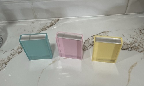 Set of Three Acrylic Pastel 2.5 X 3.5 Photo Frames - Picture 4 of 7