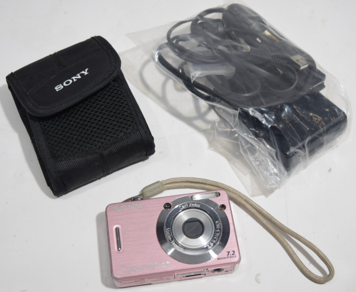 Sony Cyber-shot DSC-W55 7.2MP 3x Optical Zoom Digital Camera PINK