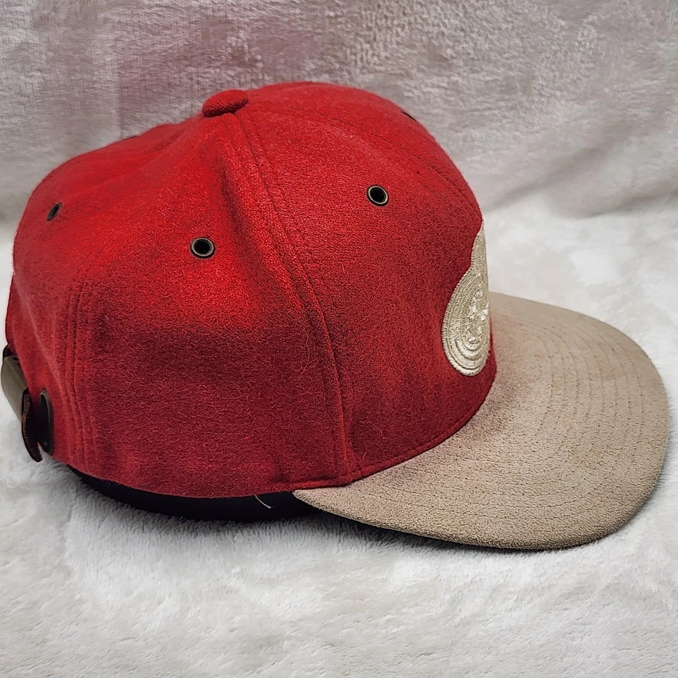 Gorra Detroit Red Wings Correa Trasera Roja Caqui NHL Hockey Cuero Hombres Retroceso Foto 4 de 4