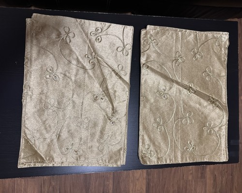 Gold Embroidered Placemats 13 x 19 Set of 6 Embroidered Floral Table Mats - Picture 7 of 8