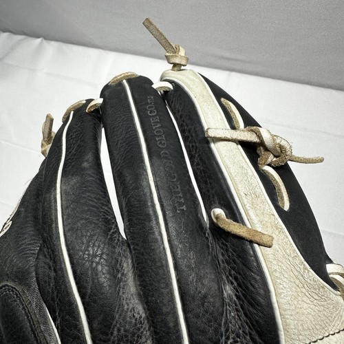 Rawlings "Shut Out" Fastpitch Fielding Glove (12.5 inch) RSO125BW - LHT - Picture 11 of 13