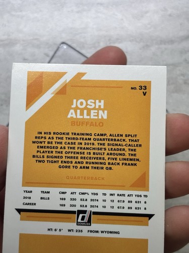 Panini Donruss 2019 variación fotográfica prueba de prensa coincidencia de color rojo Josh Allen #33V - Imagen 4 de 6