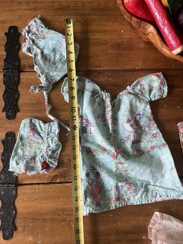 Konvolut Vintage Puppenkleidung Paket 30er 40er Handarbeit Futtersack 15 Teile Steppdecke - Bild 13 von 17