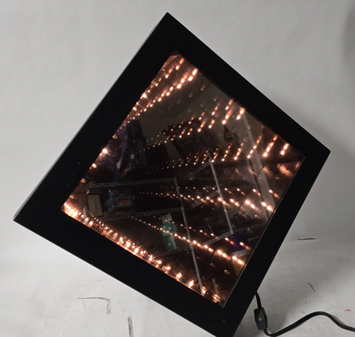 HPI Can You Imagine Infinity Box Spiegel mehrere Lichtdesigns schwarzer Rahmen