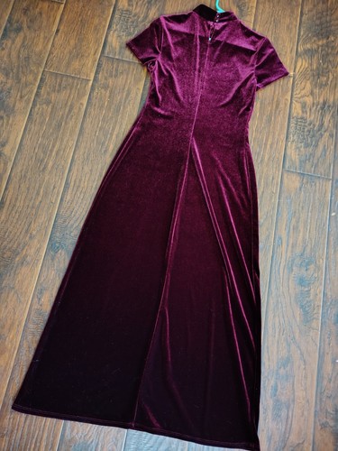 Vintage Y2K CDC samtiges Maxikleid asiatischer Stil weinrot Gr. M minimalistisch schick - Bild 2 von 5