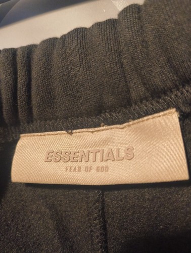 Fear Of God Essentials Sweatshort (SS22) Stretch Limo - Picture 5 of 7