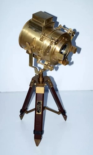 Brass Spotlight & Tripod Floor Lamp Nautical Spotlight Vintage Searchlight... - Imagen 6 de 7