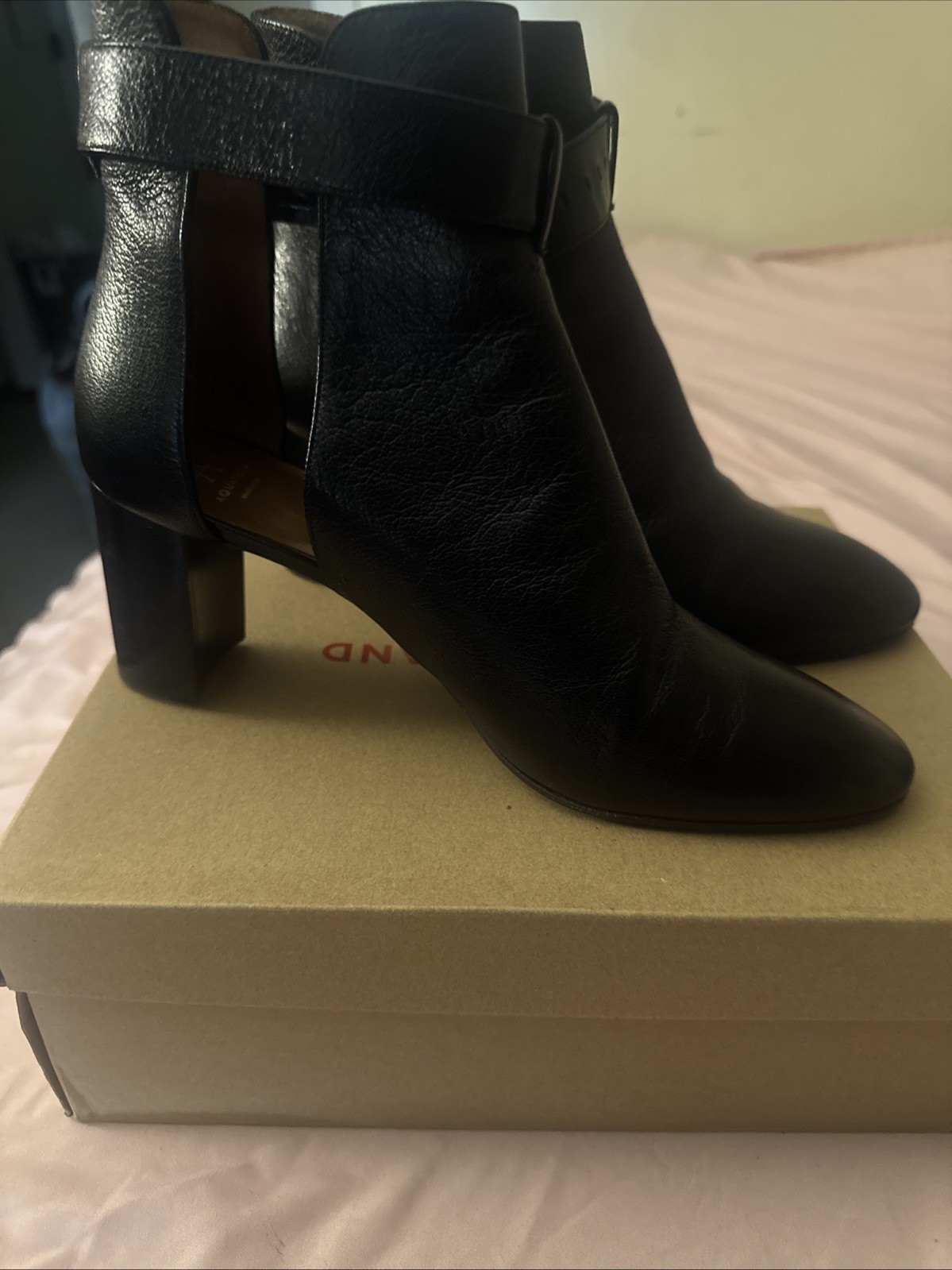 Aquatalia Vintage Black Leather Block Heels Size 10