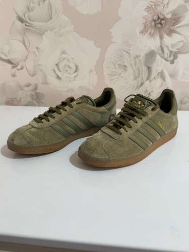 Adidas BB5265 Originals Gazelle Cargo olivgrün Wildleder Gummi braune Sohle UK Größe 8 - Bild 3 von 11