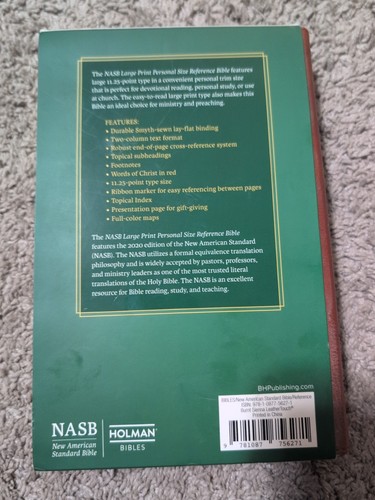 NASB Large Print Personal Size Reference Bible, Burnt Sienna LeatherTouch - Holm - Imagen 5 de 5