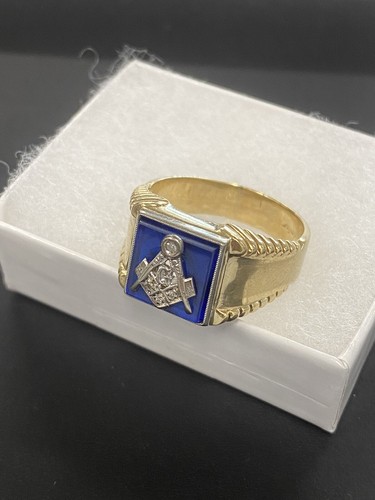 Vintage Masonic 10K Yellow Gold Diamond Synthetic Sapphire Ring 8.5g (Size 11.5) - Picture 1 of 9