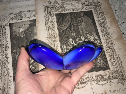 GES Glass Eye Studio blue swirl petal dish~flower shaped paperweight 5 7/8" dia~ - Picture 11 of 18