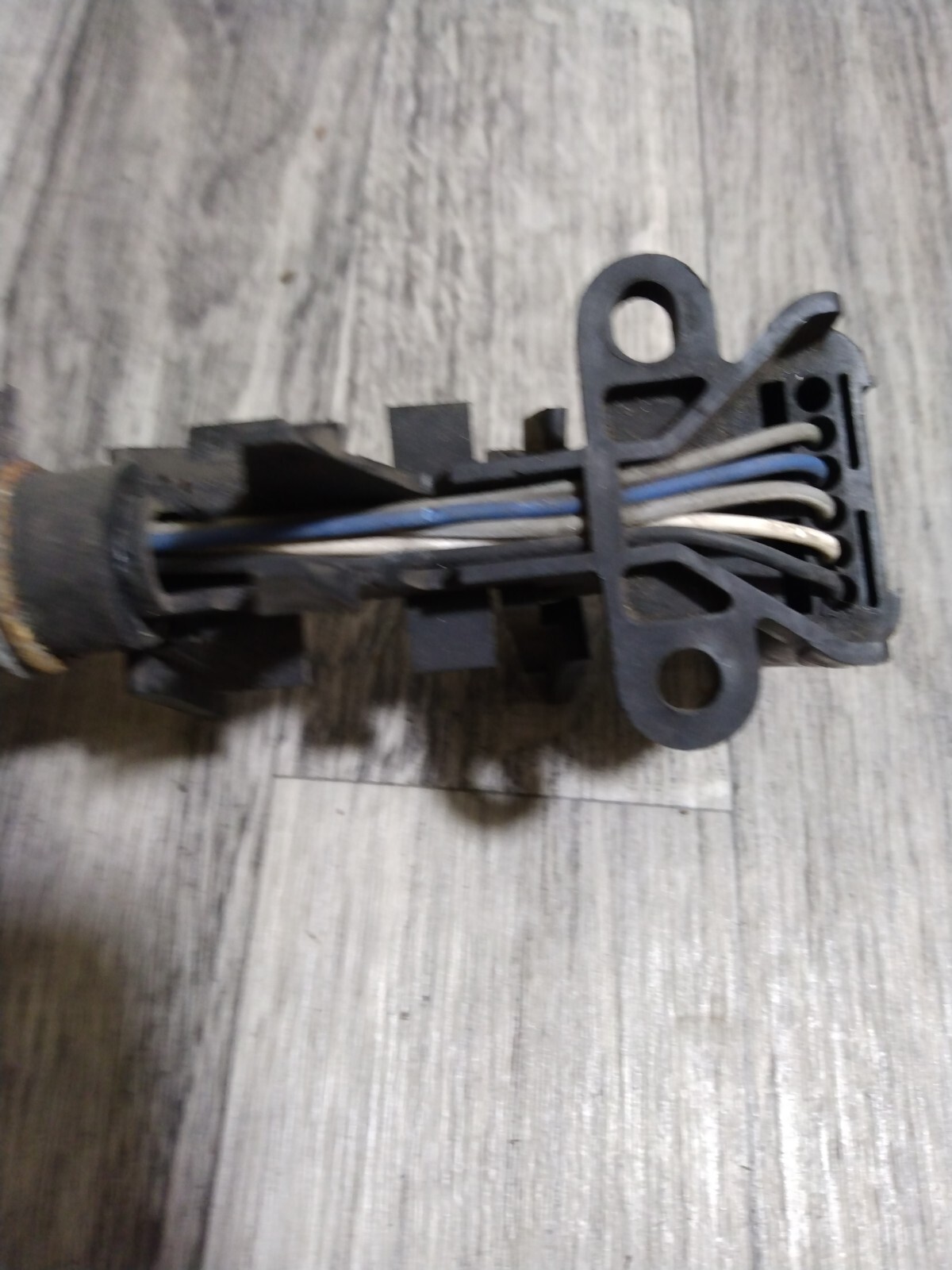 20022004 Trailblazer Fan Clutch Wire Harness eBay