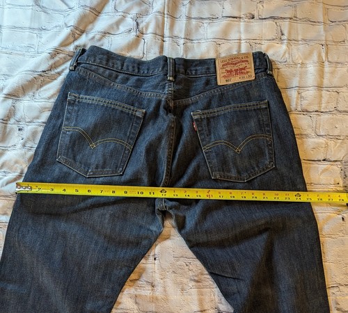 Pantalones de mezclilla LEVI'S DE COLECCIÓN 501 pierna recta con botones para hombre 38x30 lavado oscuro EE. UU. - Imagen 9 de 13