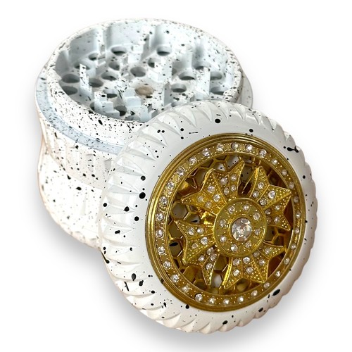 GRINDER MODELS 48 TYPES Metal Magnetic Shark Teeth Grinder Herb Shredder (UK) - Foto 78 di 322