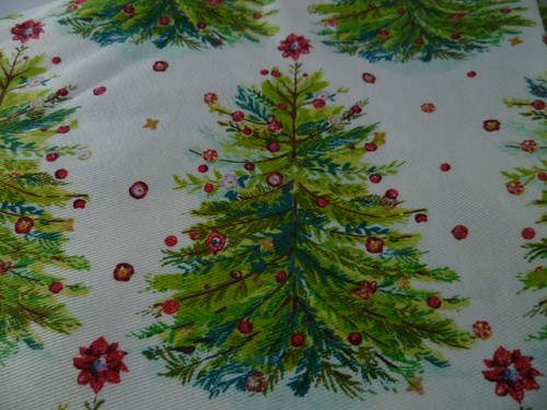 MANTEL DE NAVIDAD MUJER PIONERA ÁRBOL DE NAVIDAD ROJO VERDE 70" REDONDO - Imagen 2 de 5
