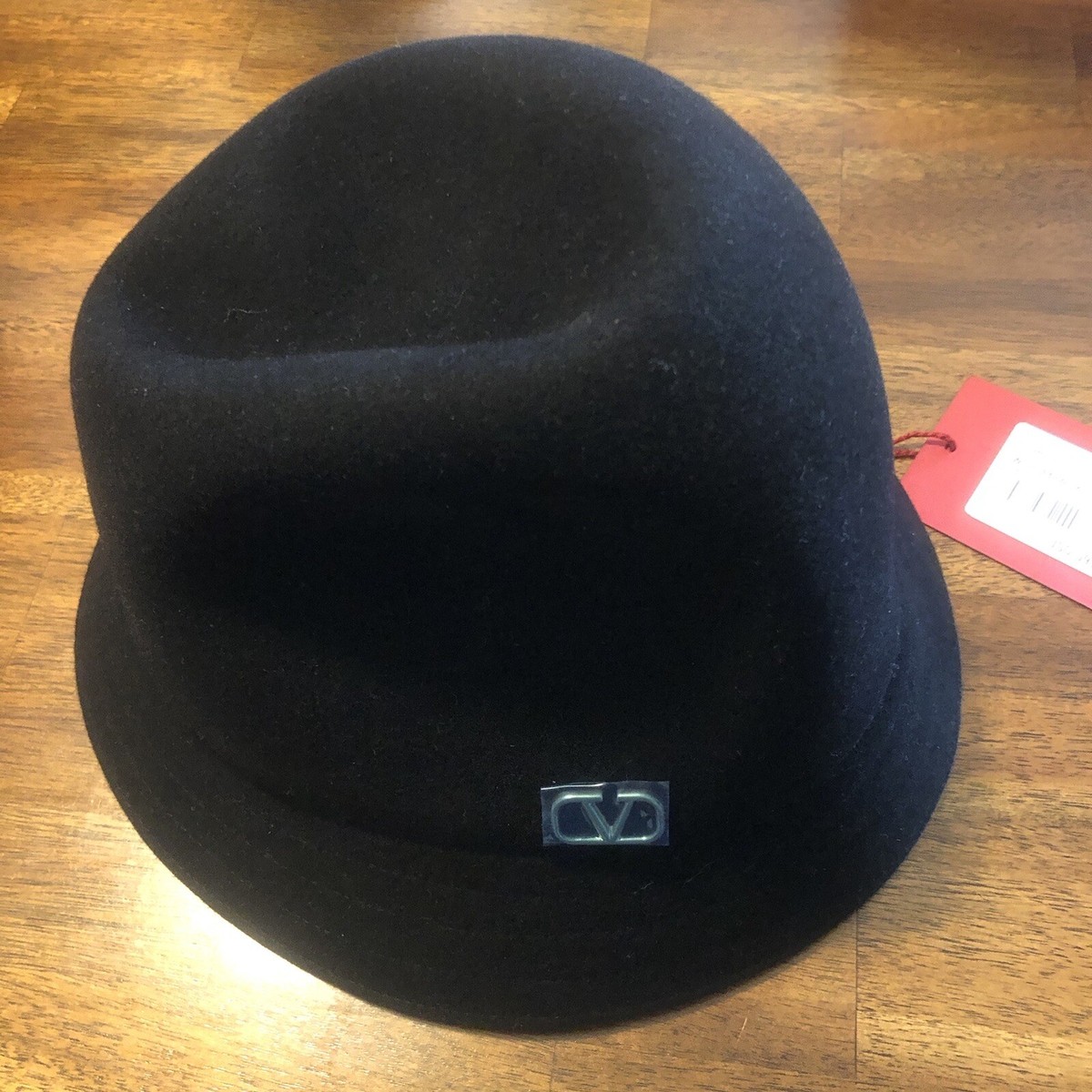 NWT $595 VALENTINO Fur Felt Bucket Hat in Black with Gold 