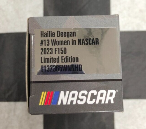 Hailie Deegan #13 Donna IN Nascar 2023 F-150 1:64 Scala T132365WNNHD Action - Foto 3 di 6