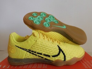 NIKE react GATO 27cm 美品 Amazon.com | Nike React Gato Men's Soccer Shoes (CT0550-601