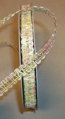 5 yds. WOVEN CURVA RIBBON 1/2" wide (choice of 5 colors) - Picture 3 of 6