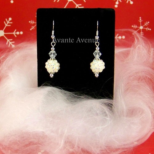 Christmas EARRINGS Glitzy SNOWBALL Pierced Dangle Drop Avante Avenue - Picture 3 of 4