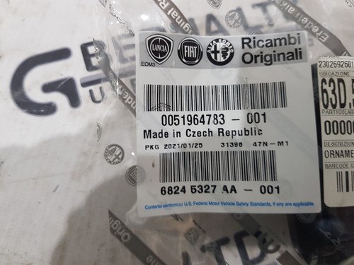 GENUINE FIAT TIPO 2016-2020 REAR BOOT VENT SCUTL GRILL PANEL 51964783 - Picture 5 of 8