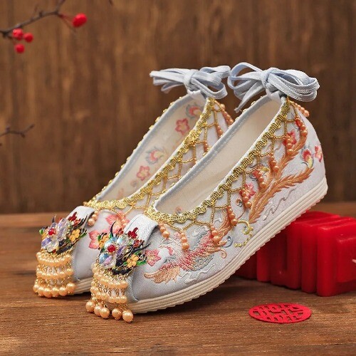 Women Wedding Shoes Chinese Traditional Wedding Hanfu Footwear Embroidered Shoes - Picture 4 of 27