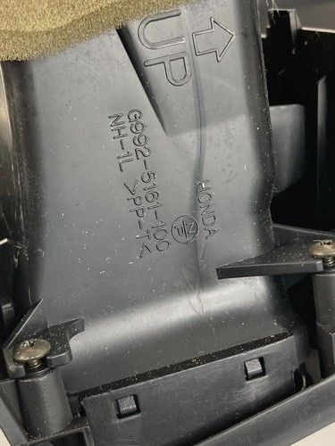 2002-2006 Honda CR-V CRV Center Dash Air Vent Outlet Duct w/ Hazard Switch OEM - Picture 9 of 11