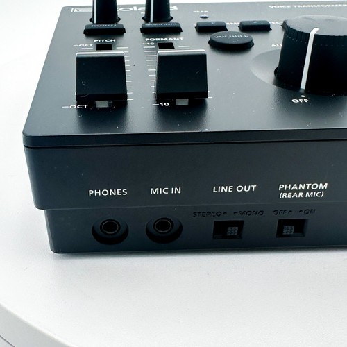 Roland VT-4 Voice Transformer Effect Processor Vocal Tabletop Voice Working - Picture 11 of 21